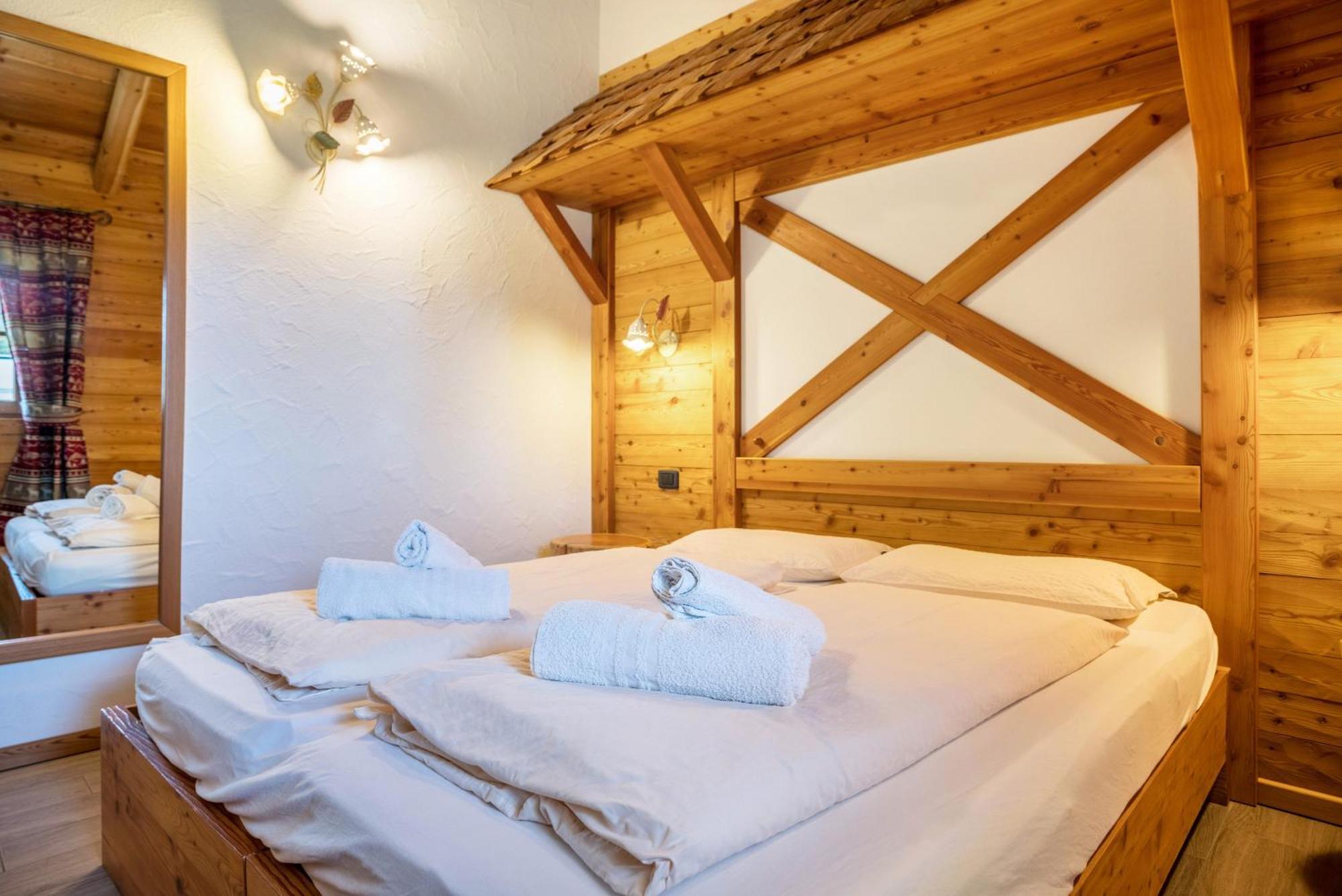 Chalet Camping Fae 1 Madonna Eksteriør billede